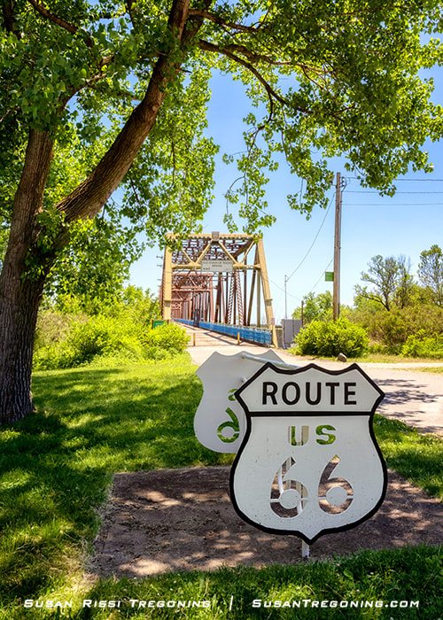 A Route 66 bicycle rack on the Missouri side of the Old Chain of Rocks Bridge. 